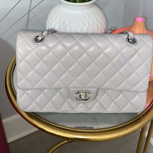 Authentic Chanel Purse🤍